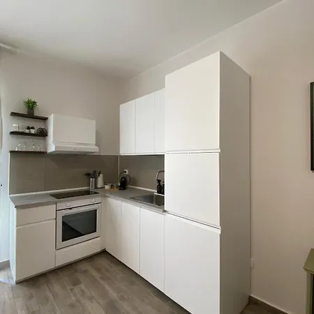 Homes By Palumbo Apartment