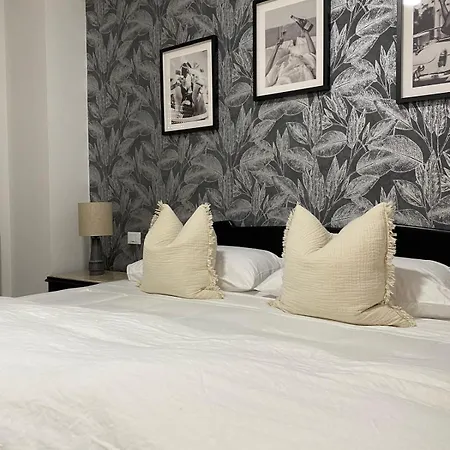 Homes By Palumbo Appartamento Prunella
