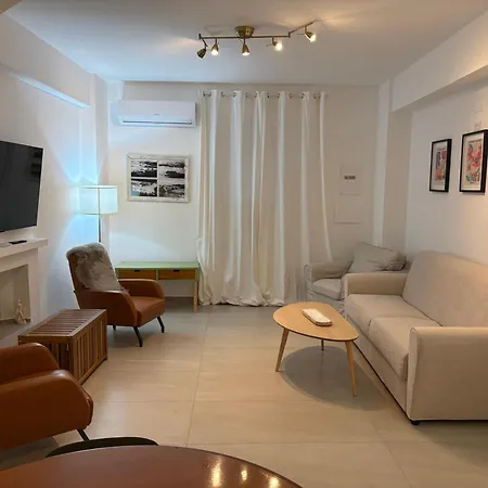 Homes By Palumbo 公寓