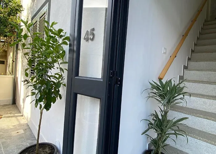 公寓 Homes By Palumbo Prunella